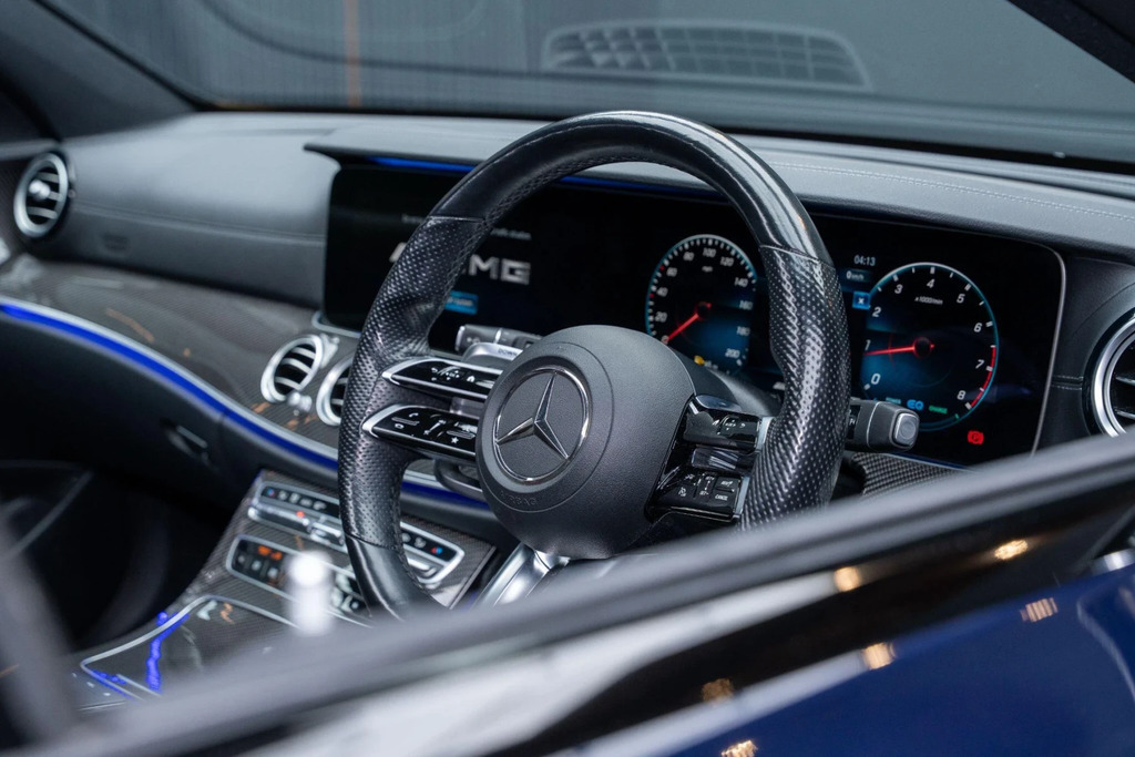 Mercedes-Benz E Class E220d Amg Line Night Ed Premium 9G-tronic #40