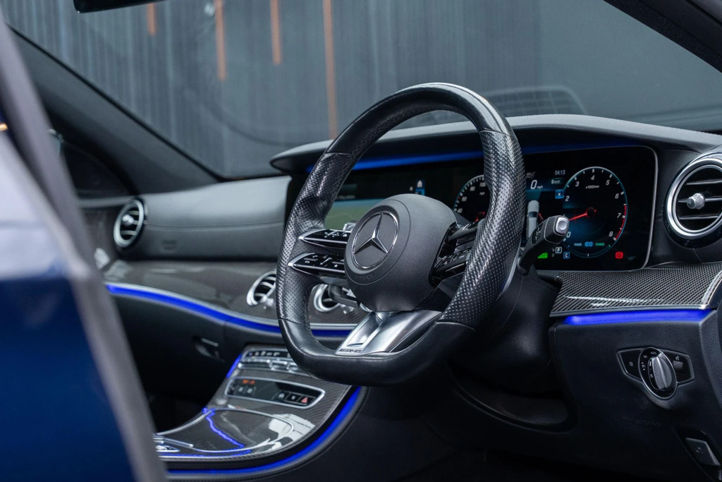 Mercedes-Benz E Class E220d Amg Line Night Ed Premium 9G-tronic #36