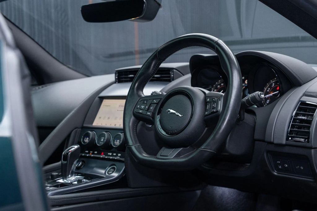 Jaguar F-Type 3.0 380 Supercharged V6 R-dynamic Grey #20