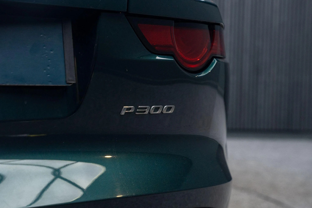 Jaguar F-Type 3.0 380 Supercharged V6 R-dynamic Grey #27