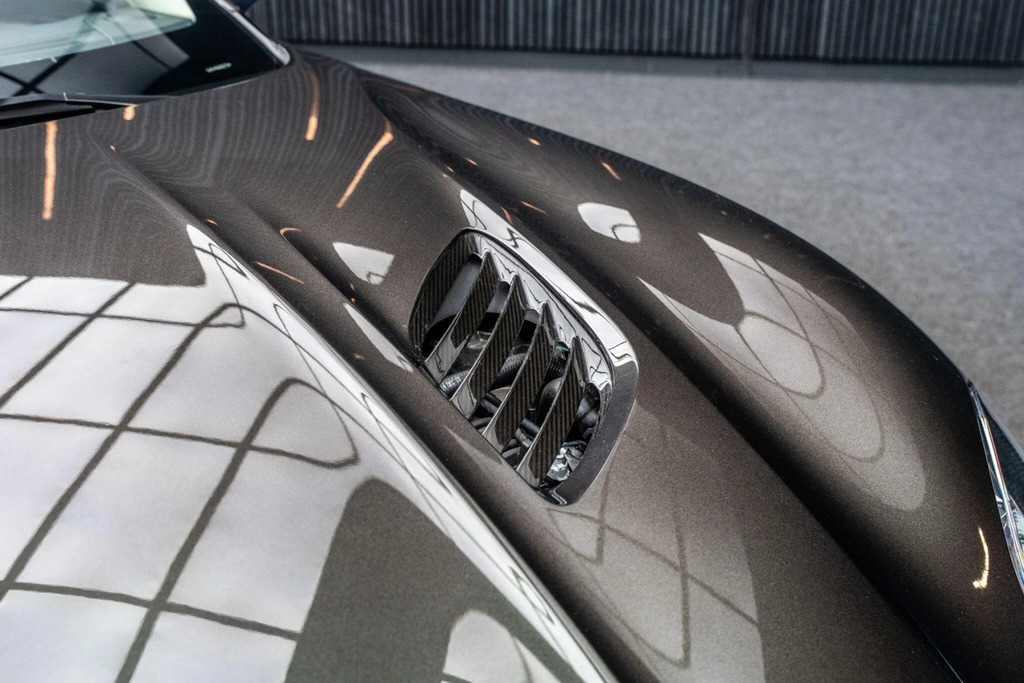 Aston Martin DBS Dbs Superleggera V12 Green #10