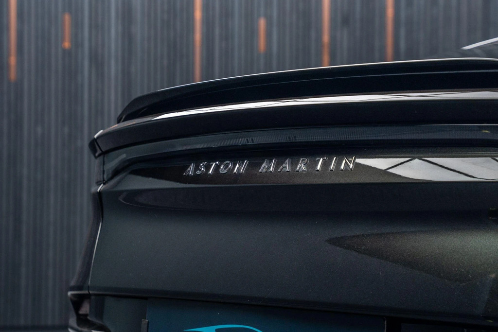Aston Martin DBS Dbs Superleggera V12 Green #27
