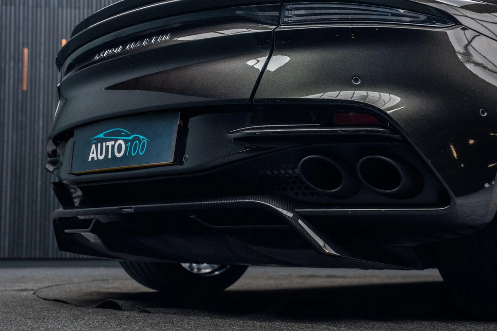 Aston Martin DBS Dbs Superleggera V12 Green #25
