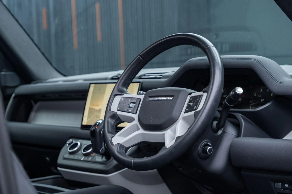 Land Rover Defender 90 Defender X-dynamic Hse D Mhev Black #30