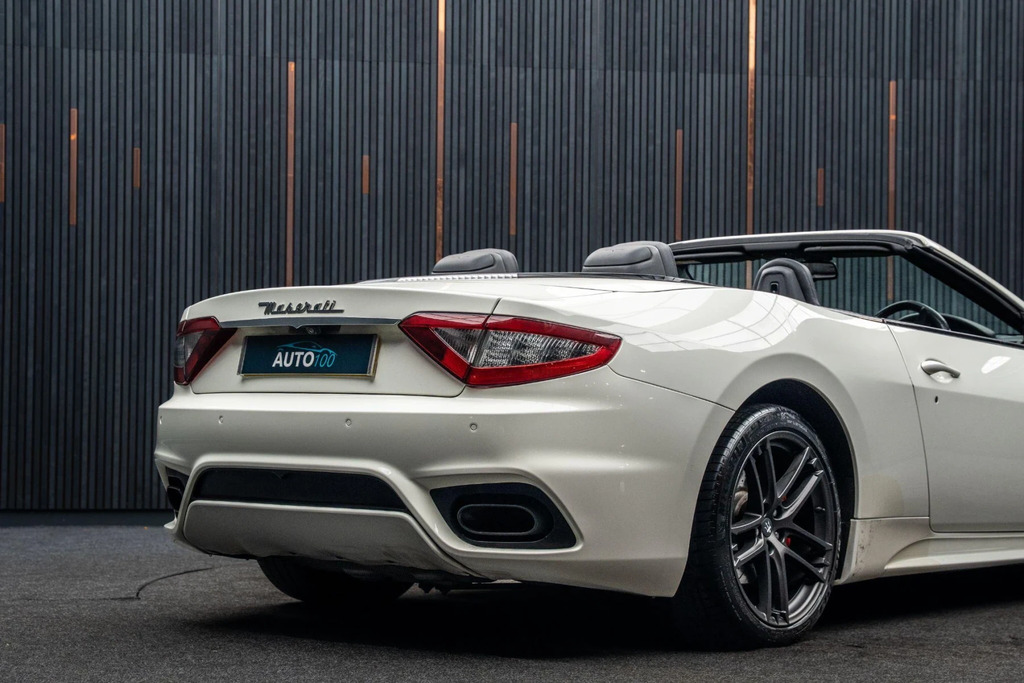 Maserati GranCabrio 4.7L Mc Red #21
