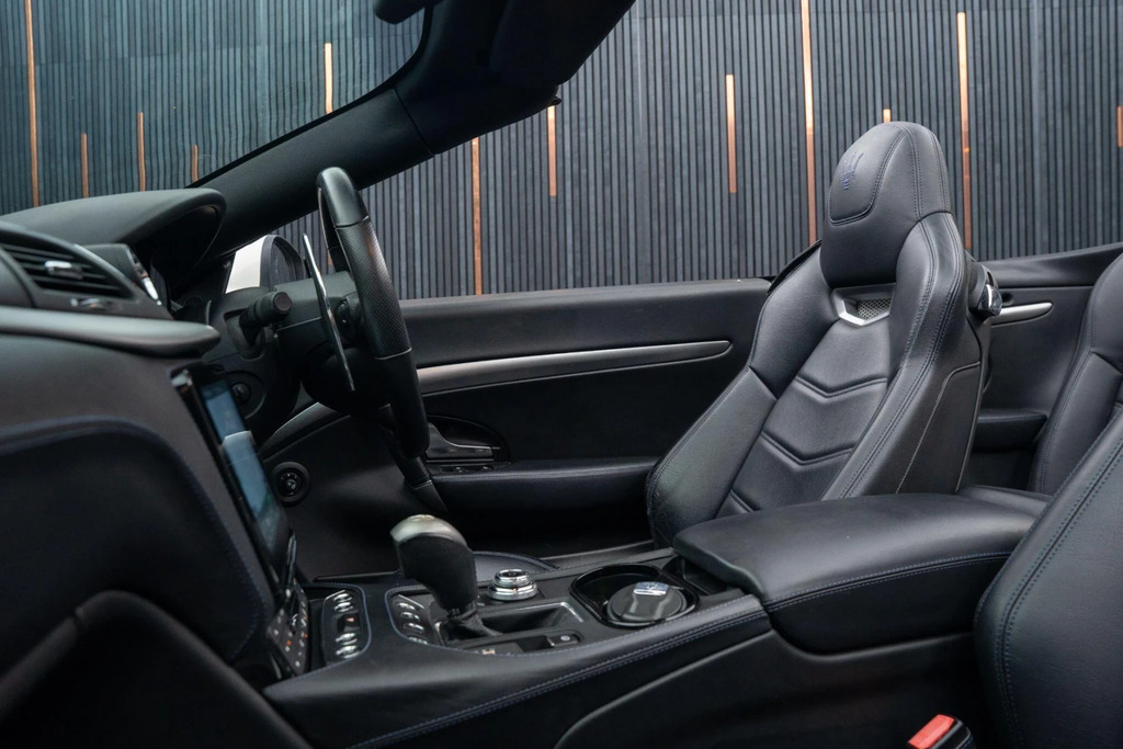 Maserati GranCabrio 4.7L Mc Red #35