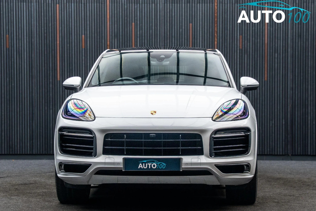 Porsche Cayenne Turbo Tiptronic S 5 Seat Black #9