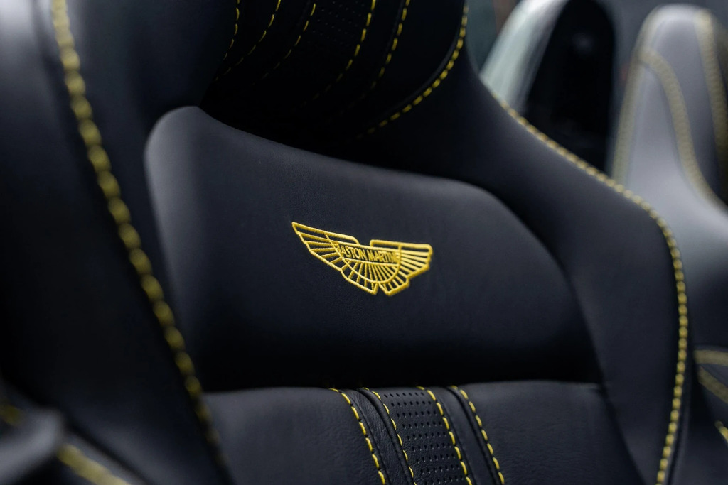 Aston Martin Vantage V8 Euro 6 Green #16