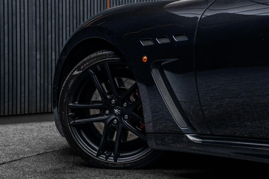 Maserati GranTurismo V8 Sport Mc Shift Red #15