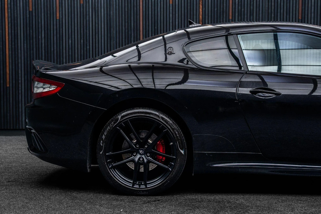 Maserati GranTurismo V8 Sport Mc Shift Red #19