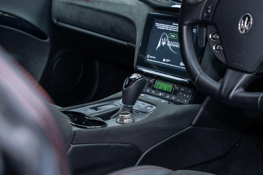 Maserati GranTurismo V8 Sport Mc Shift Red #30