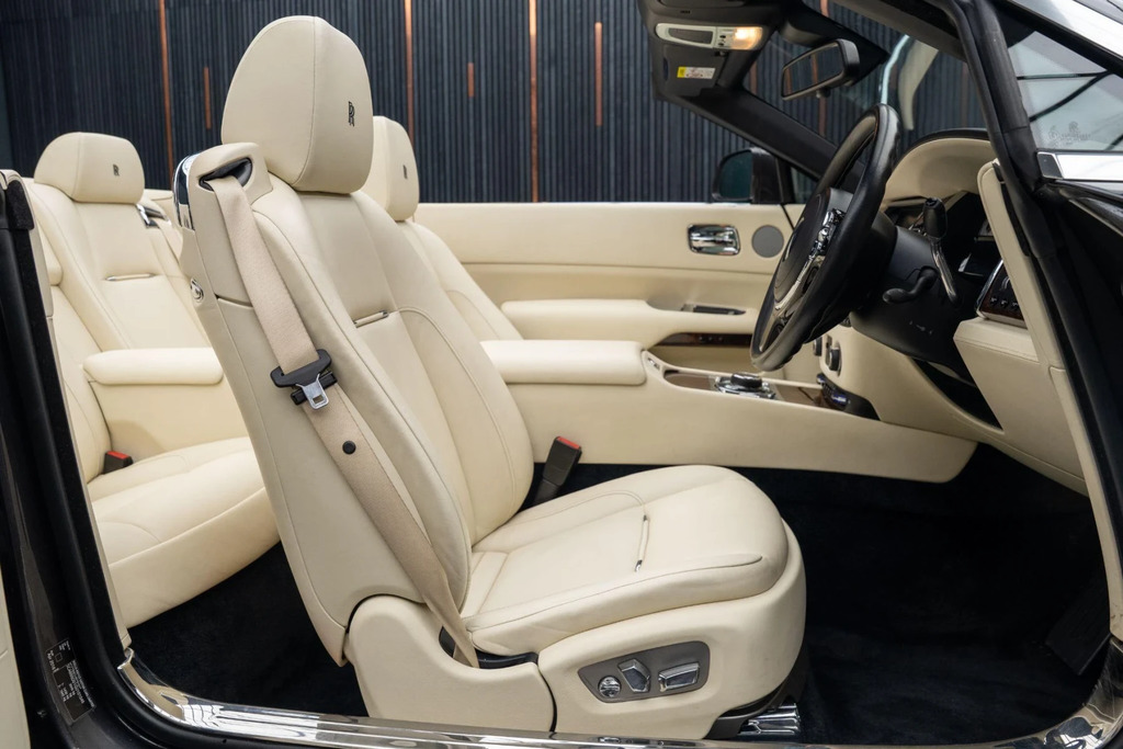 Rolls-Royce Dawn 6.6 V12 Euro 6 EU16VGV Grey #2