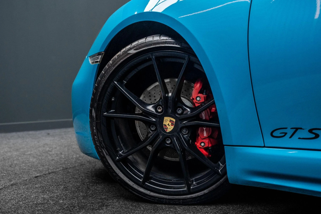 Porsche 718 Cayman 4.0 Gt4 Yellow #12