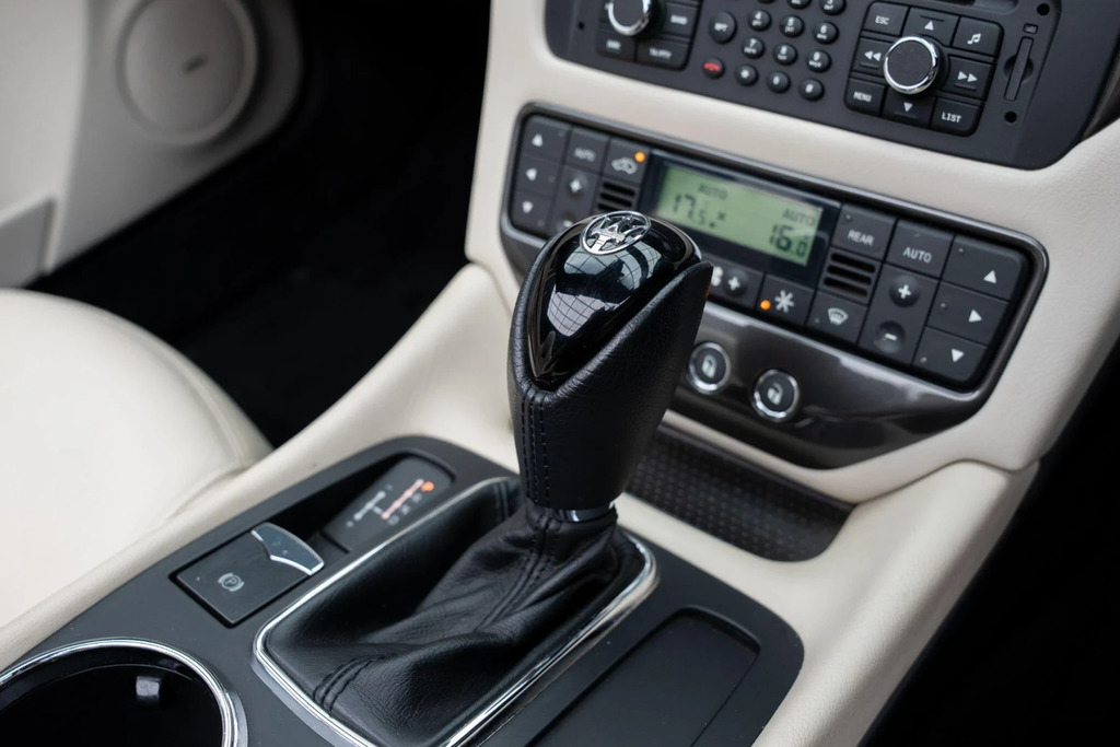 Maserati GranCabrio 4.7 V8 Mc Mc Shift Euro 5 Grey #26