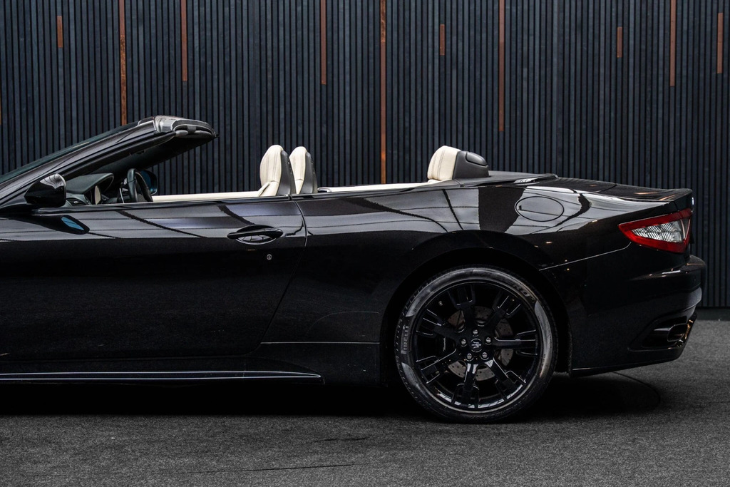 Maserati GranCabrio 4.7 V8 Mc Mc Shift Euro 5 Grey #19
