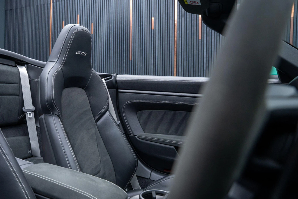 Porsche 911 Turbo Cabriolet Pdk Black #36