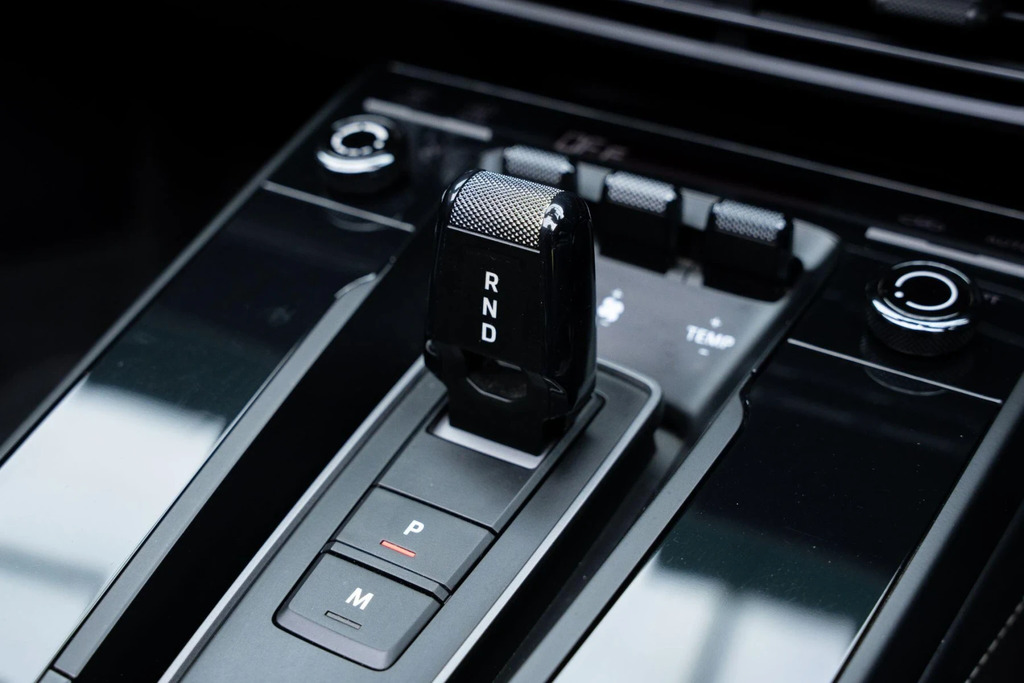 Porsche 911 Turbo Cabriolet Pdk Black #37