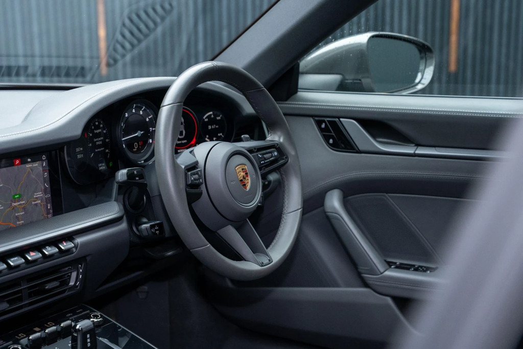 Porsche 911 911 Carrera S S-a Grey #32