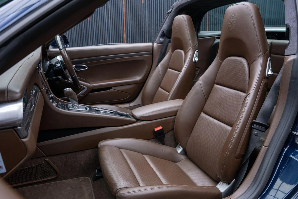 Porsche 911 T 991 Carrera T Silver #38