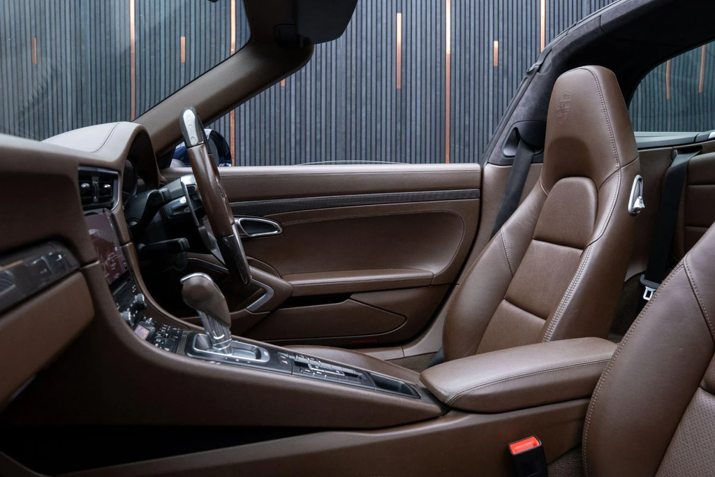 Porsche 911 T 991 Carrera T Silver #41