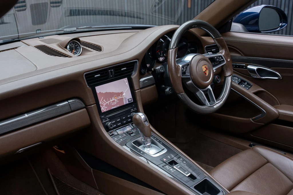 Porsche 911 T 991 Carrera T Silver #42