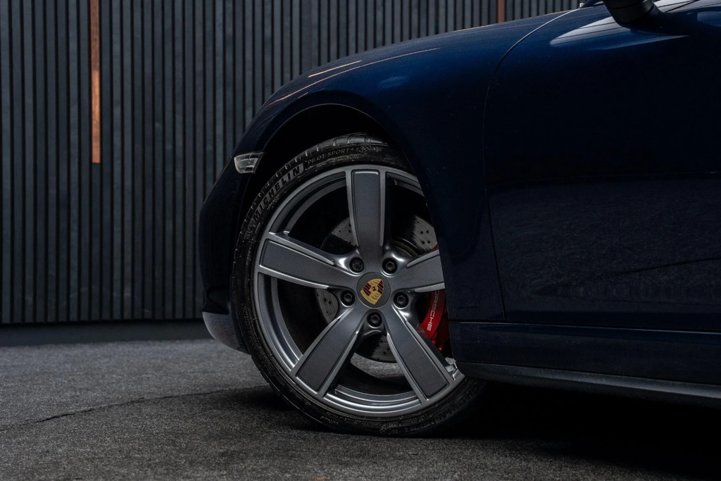 Porsche 911 T 991 Carrera T Silver #19