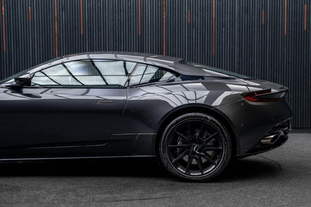 Aston Martin DB11 5.2 V12 Euro 6 Ss Silver #17