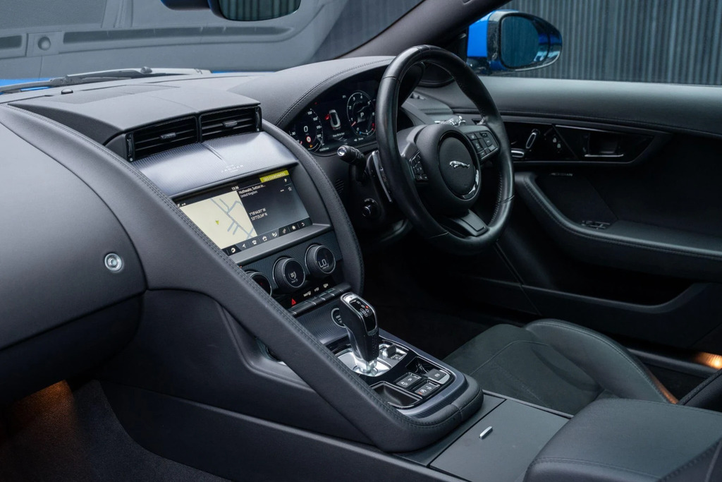 Jaguar F-Type 5.0 V8 R-dynamic Euro 6 2-Door  #37