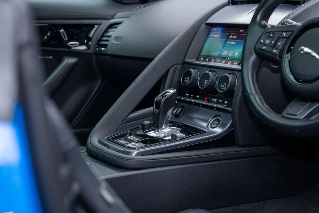 Jaguar F-Type 5.0 V8 R-dynamic Euro 6 2-Door  #32