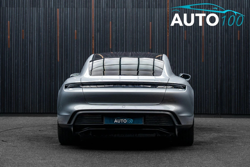 Porsche Taycan Performance Plus 93.4Kwh Saloon Grey #23