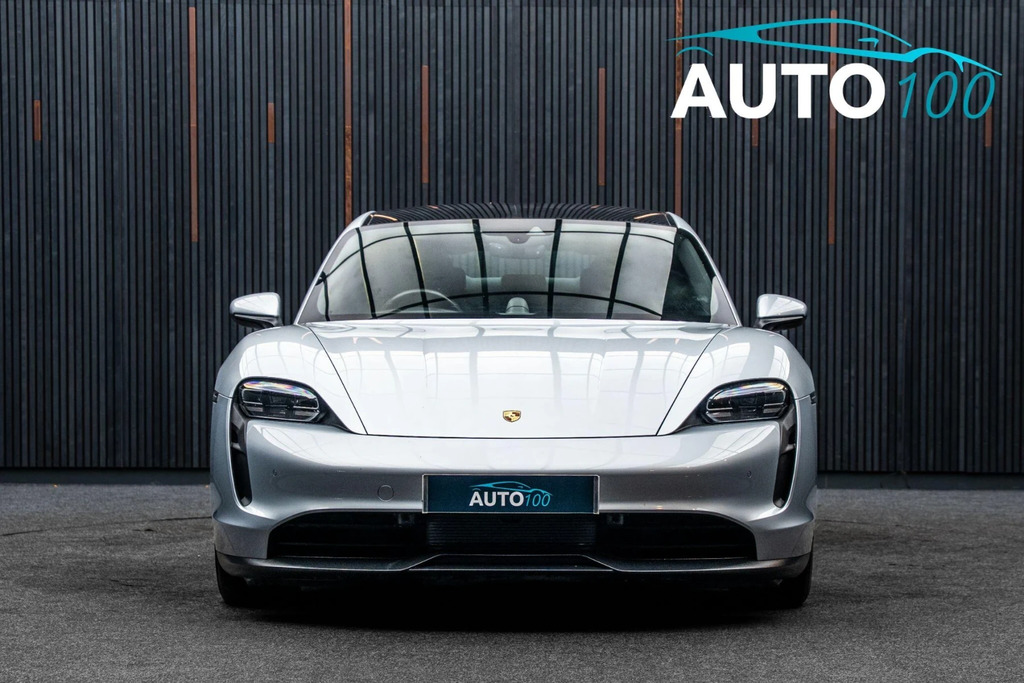 Porsche Taycan Performance Plus 93.4Kwh Saloon Grey #11