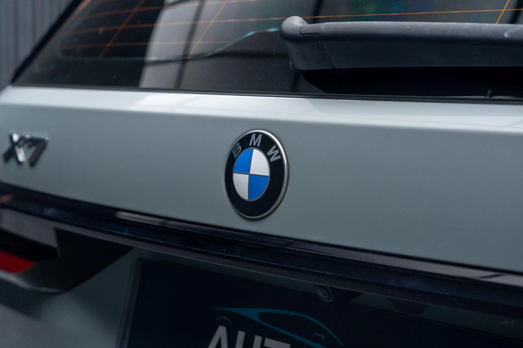 BMW X7 Xdrive40i Mht M Sport Step Black #27