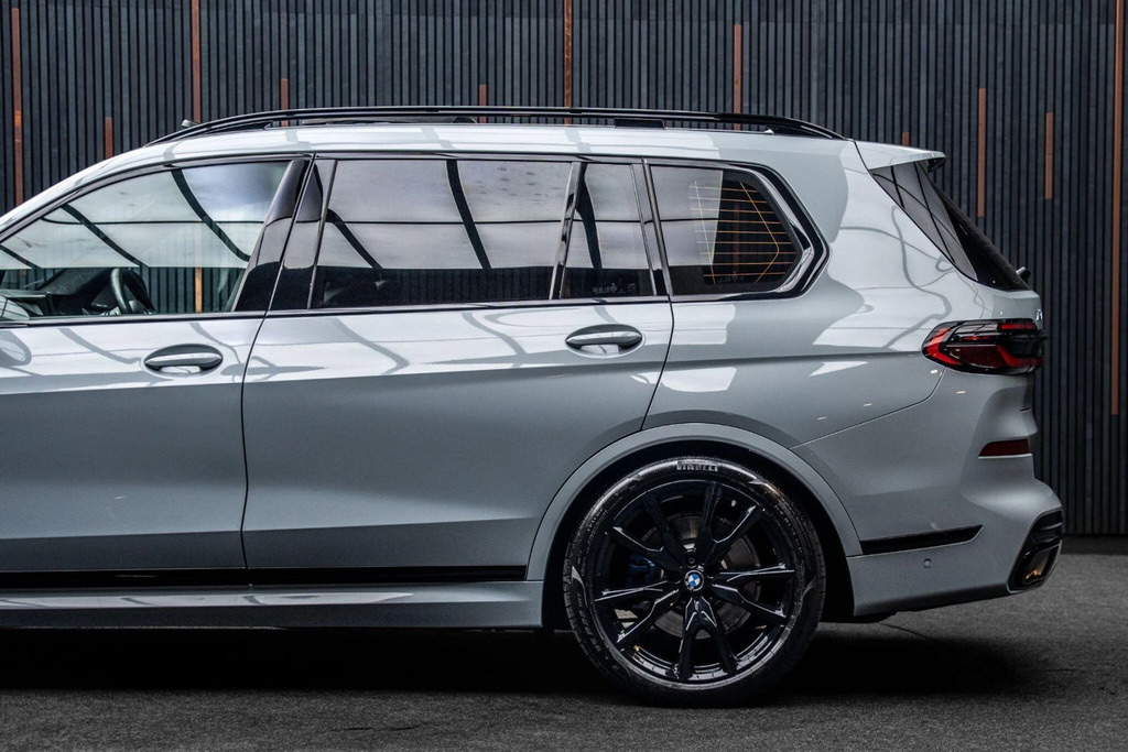 BMW X7 Xdrive40i Mht M Sport Step Black #17