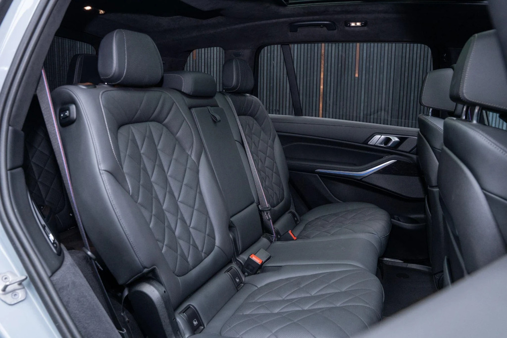 BMW X7 Xdrive40i Mht M Sport Step Black #14