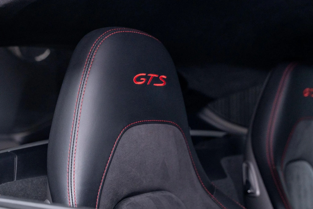 Porsche 718 Cayman Cayman S S-a Silver #16