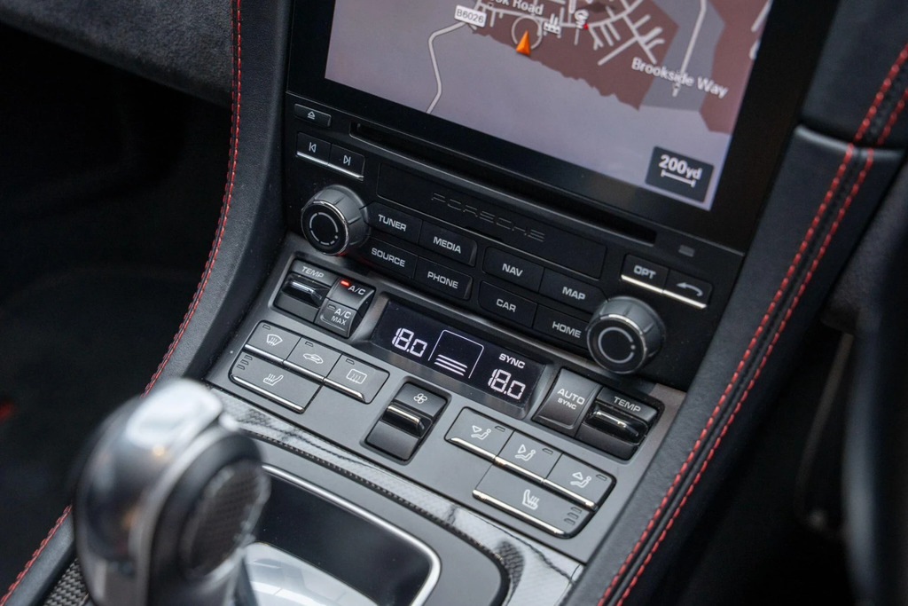 Porsche 718 Cayman Cayman S S-a Silver #24