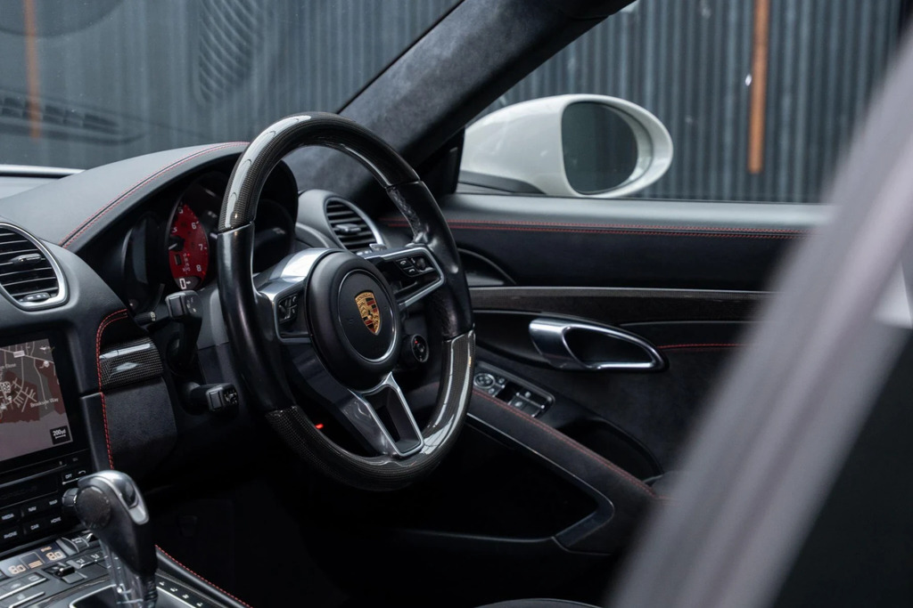 Porsche 718 Cayman Cayman S S-a Silver #37