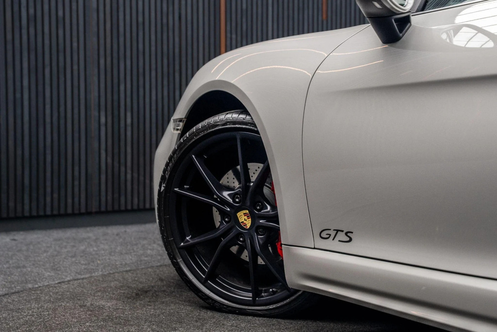 Porsche 718 Cayman Cayman S S-a Silver #15