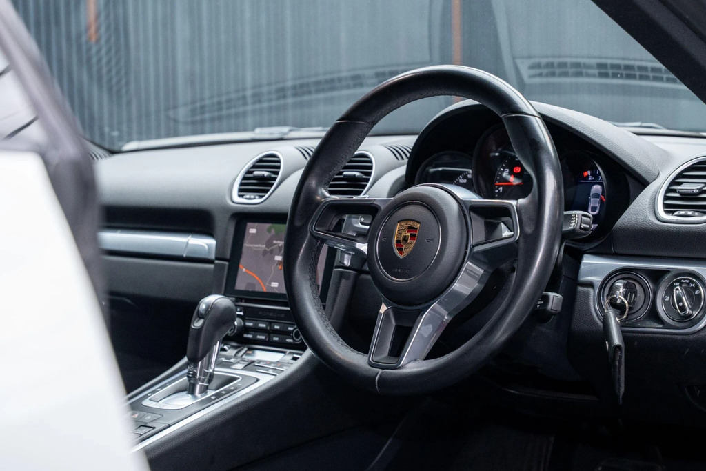 Porsche 718 Cayman 2.0T Euro 6 Ss White #4