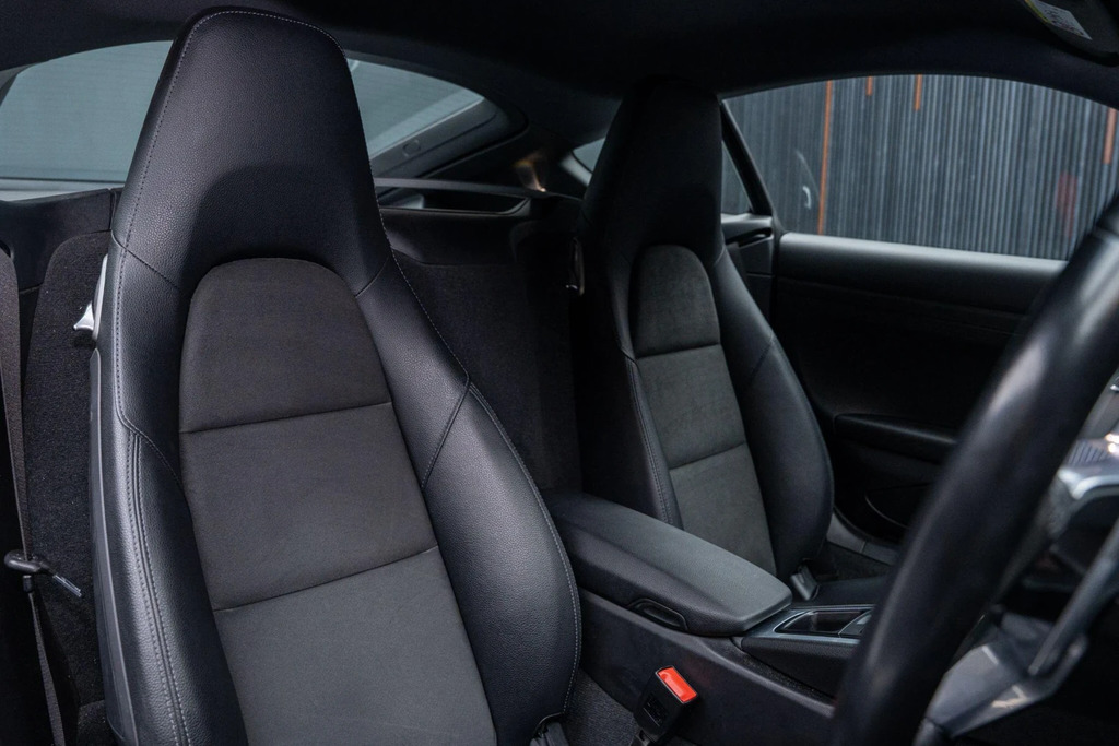Porsche 718 Cayman 718 Cayman Grey #11