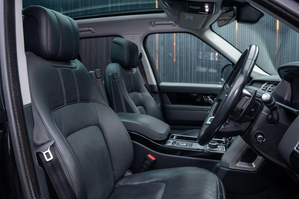 Land Rover Range Rover 3.0 D300 Mhev Vogue Se 4Wd Euro 6 Ss Black #2