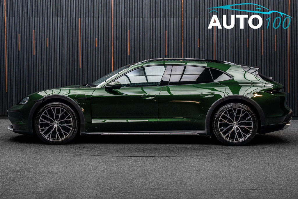 Porsche Taycan Turbo 2024 Green #15