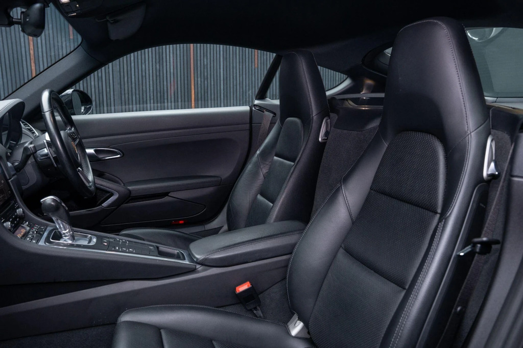 Porsche 718 Cayman Cayman Gts 2018 Silver #64