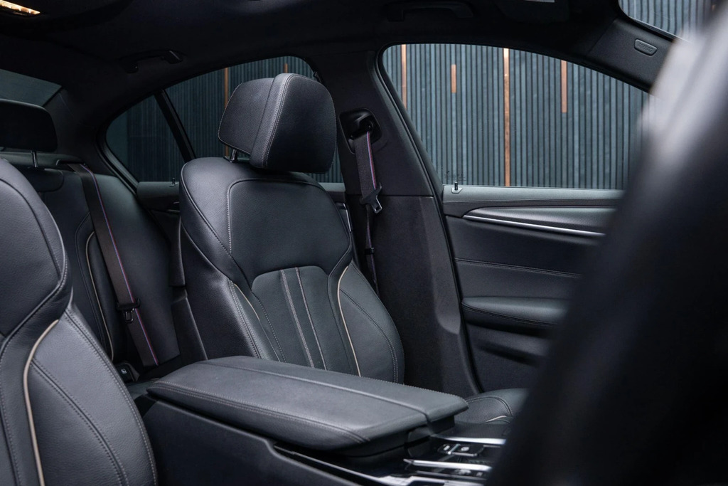 BMW 5 Series 530E Xdrive M Sport Techpro Pack Blue #38
