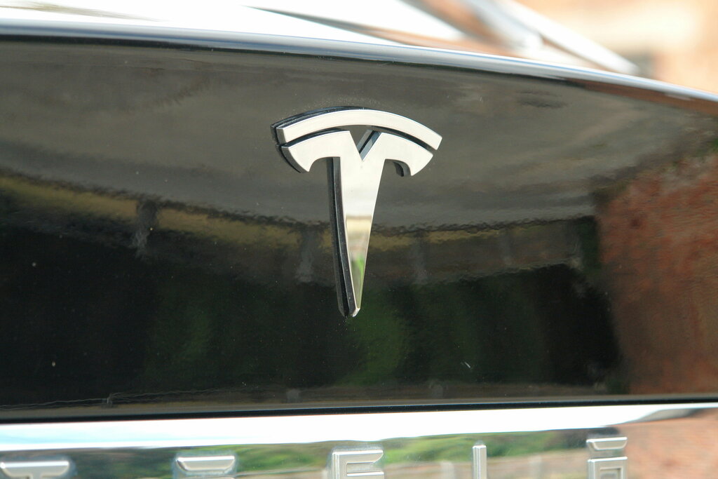 Tesla Model S 241Kw 75Kwh Dual Motor Vat Qualifying Car Blue #18