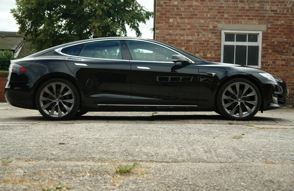 Tesla Model S 100D Dual Motor Hatchback 4Wd Black #2
