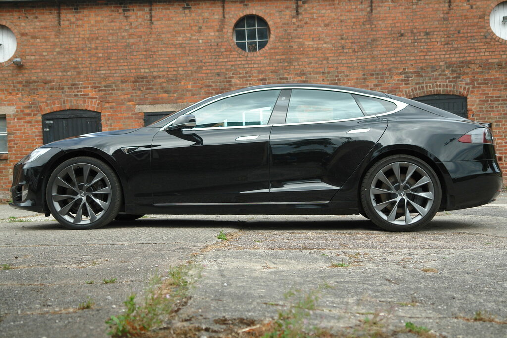 Tesla Model S 241Kw 75Kwh Dual Motor Vat Qualifying Car Blue #12