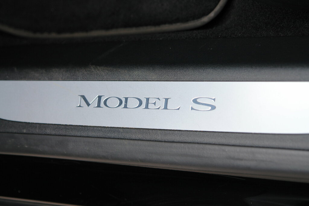Tesla Model S 241Kw 75Kwh Dual Motor Vat Qualifying Car Blue #64