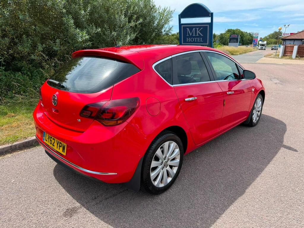 Vauxhall Astra 1.4 Se Turbo. Cheap Family Car. Black #7