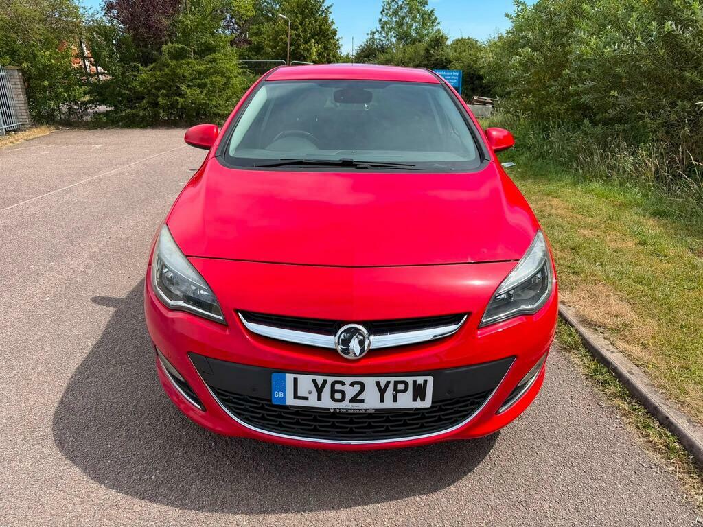 Vauxhall Astra 1.6 16V Se Euro 5 Red #2